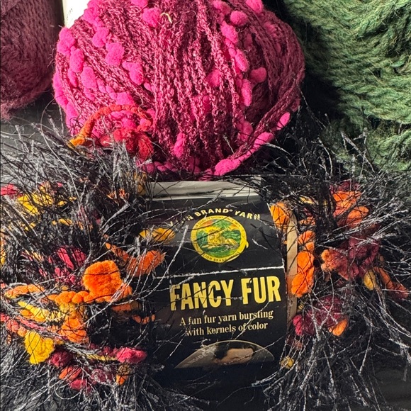 Mixed Yarn Lot - Picture 3 of 4